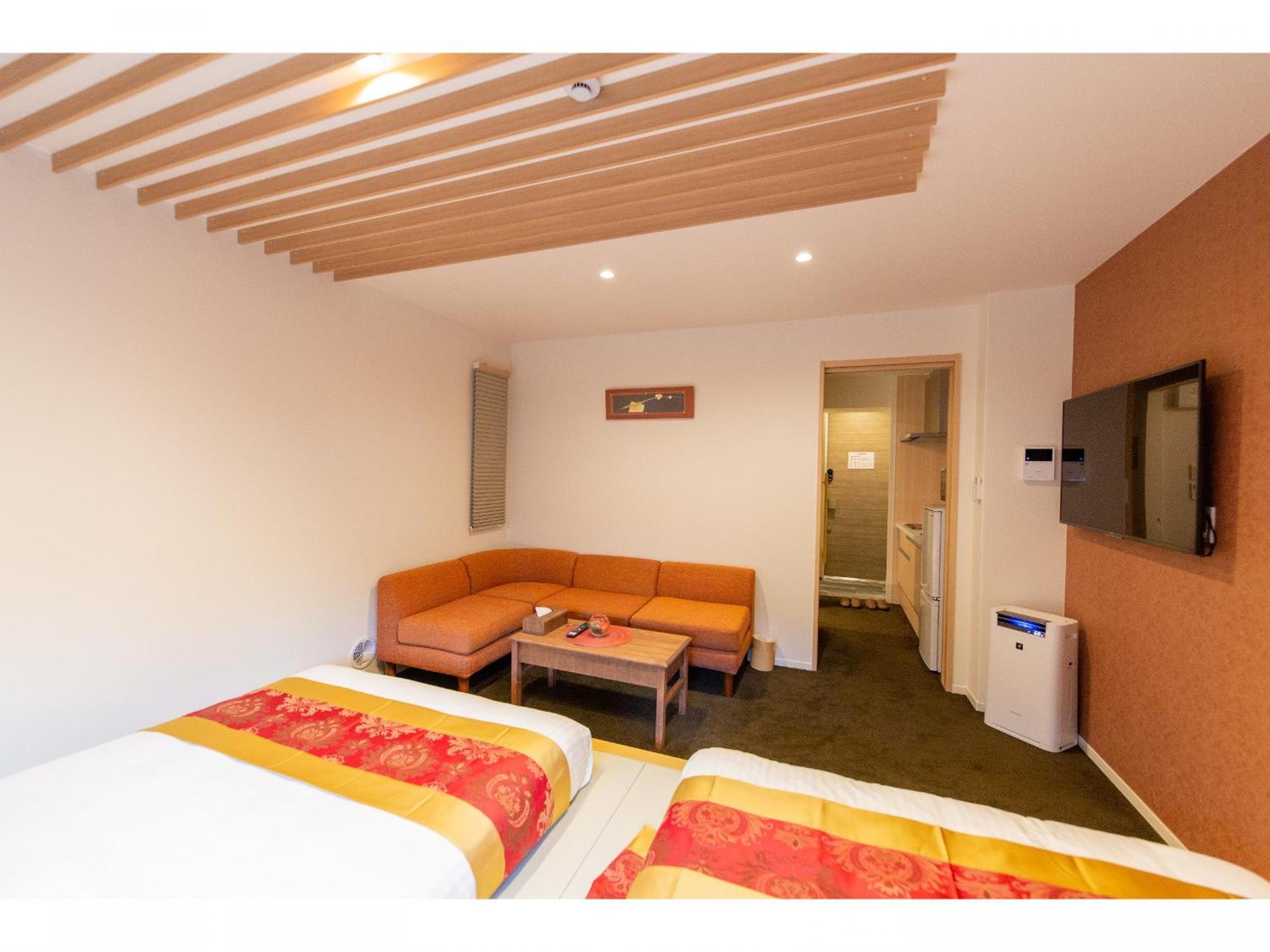 Grand Base Hiroshima Ekimae Aparthotel Exterior photo